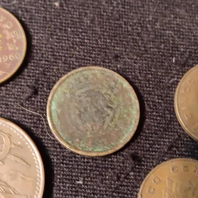 A COLLECTION OF FOREIGN COINS