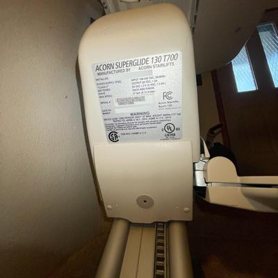 MOBILITY ELECTRIC ACORN SUPERGLIDE STAIR CHAIR LIFT