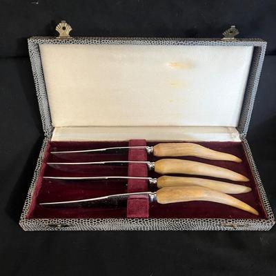 Bernard Carving Set & More Knives (DR-MG)