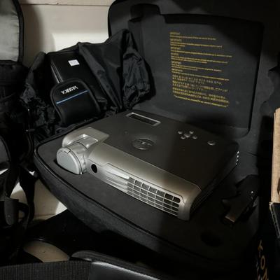 Cameras & projector