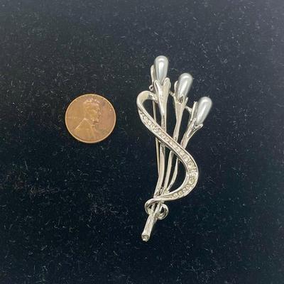 Silverine Rhinestone swirl Pin Brooch