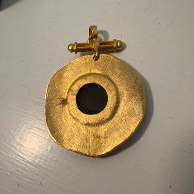Vintage Clip-On Earrings and Jewelry Boxes (GB-DZ