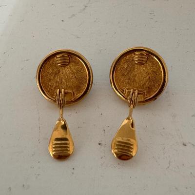 Vintage Clip-On Earrings and Jewelry Boxes (GB-DZ