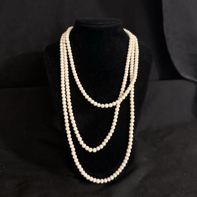 Jade, Seashell & Pearl Necklaces Plus Jewelry Trays (GB-DZ)