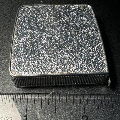 Wood grain lufkin W616 6ft tape measure