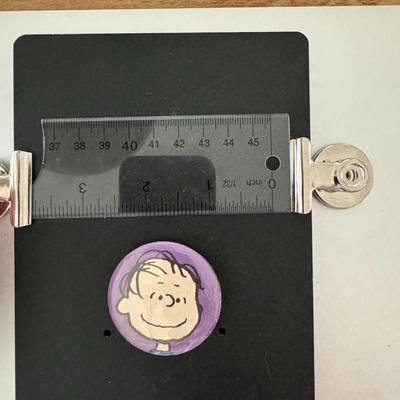 Peanuts Linus Pin
