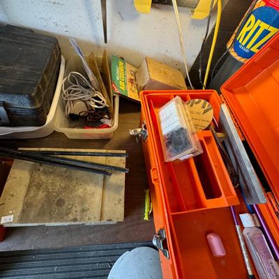 Tools & Fire Extinguisher