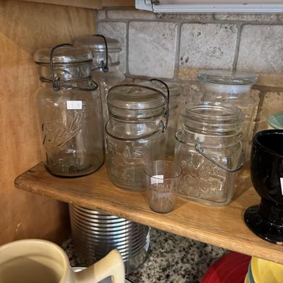 Misc. kitchen dishes