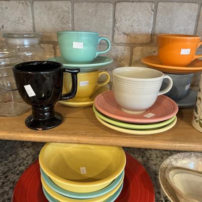 Misc. kitchen dishes