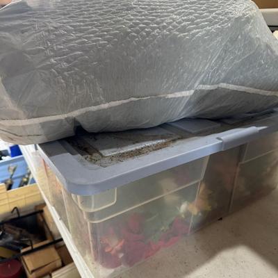 Miscellaneous home decor