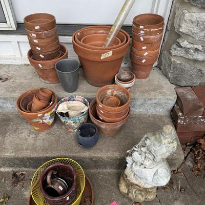 Flower pots