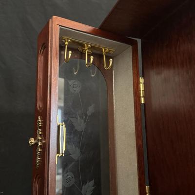 Wooden Jewelry Box w/ Etched Glass Doors (GB-DZ)