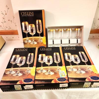 Lot #193 Cellini Crystal Stemware - 4 boxes of 4