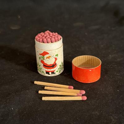 Vintage Christmas Books and More (DR-DZ)