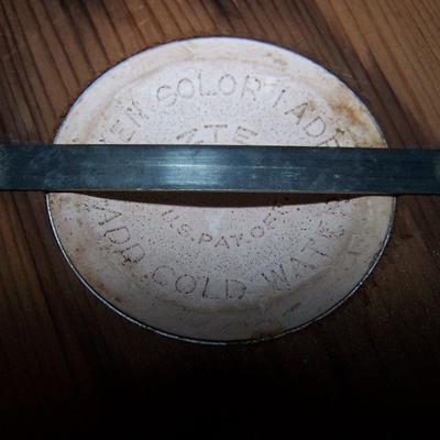 LOT 122 WONDERFUL VINTAGE WOODEN BRIGGS SMOKING BARREL HUMIDOR