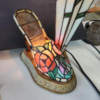 2 Tiffany Style Stained Glass Shoe Hat Umbrella Table Lamps