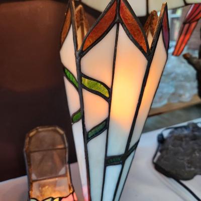 2 Tiffany Style Stained Glass Shoe Hat Umbrella Table Lamps