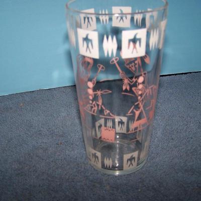 LOT 124 GREAT MEMORIES! VINTAGE SWANKY SWIGS & NOVELTY GLASSES