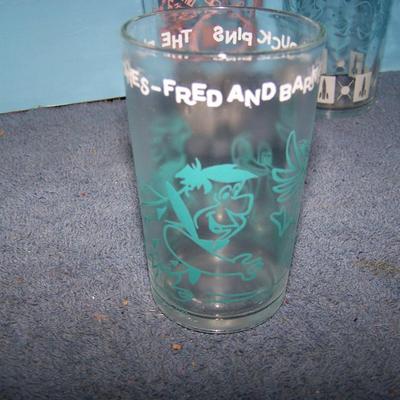 LOT 124 GREAT MEMORIES! VINTAGE SWANKY SWIGS & NOVELTY GLASSES