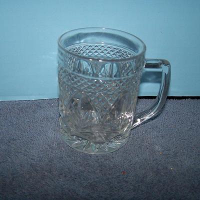 LOT 126 GREAT VINTAGE KITCHEN STUFF JUICER/PITCHER SYRUP S/P plus
