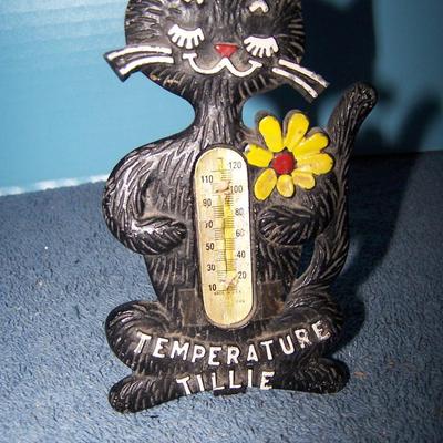 LOT 127 THE CAT'S MEOW VINTAGE KITTIES LEFTON/METAL/GLASS