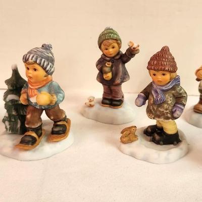 Lot #210 Group of Goebel Hummel-like small Figures - 6 pieces