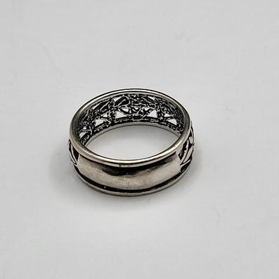 Two Sterling Silver Band Rings 8.8gr