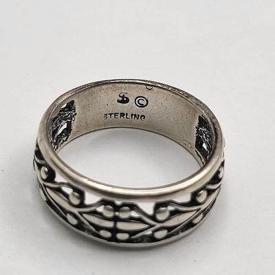 Pair of Sterling Band Rings (1) Spinner 10.8gr