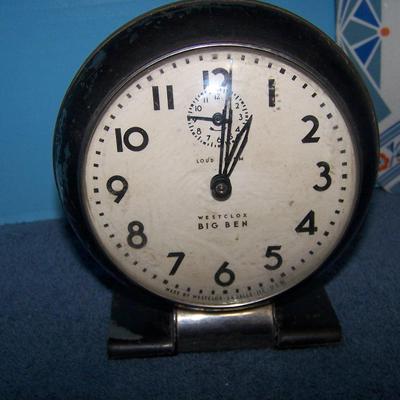 LOT 135 GREAT VINTAGE TIME PIECES