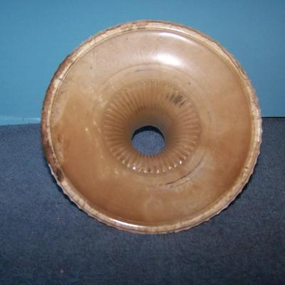 LOT 136 GREAT VINTAGE GLASS LAMP SHADES PLUS FLOOR LAMP PIECE