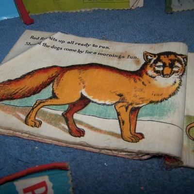LOT 139 WONDERFUL 4 VINTAGE CLOTH KIDS' BOOKS
