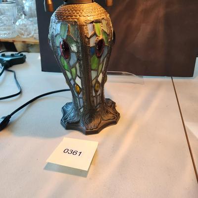 Dragonfly Stained Glass Table Lamp 2 Pull Chain Lights w Stained glass Base