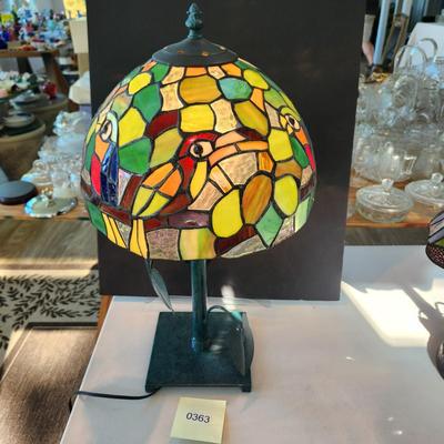 Stained Glass Toucan Bird Table Lamp 23H 13Dia