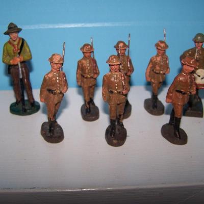 LOT 144 ELASTOLIN (1 LINEOL) PAINTED SOLDIERS