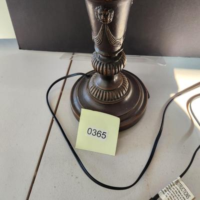 Stained Glass Table Lamp Flower
