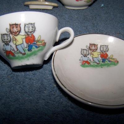LOT 150 WONDERFUL COLLECTABLE MISC KIDS' DISHES