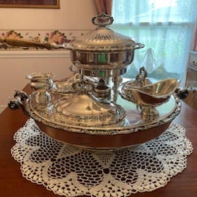 1932 Goldfelder Silver Co. Silver Plate Georgian Style Lazy Susan Dumbwaiter Server with Scroll & Shell Molded Lids.