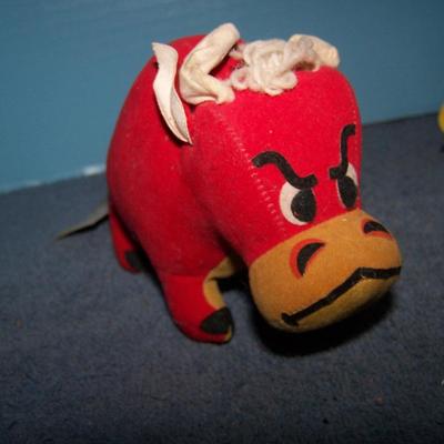 LOT 151 COLLECTABLE CRITTERS-- 2 DREAM PETS plus