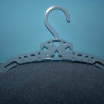 LOT 154 ADORABLE VINTAGE BABY/LITTLE KID STUFF
