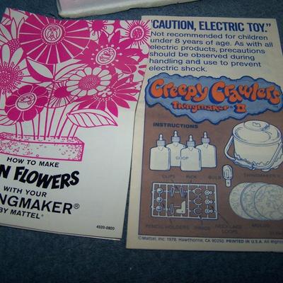 LOT 159 WONDERFUL 1966 FUN FLOWERS MAKER--MOLDS
