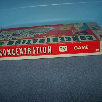 LOT 160 GREAT VINTAGE GAMES--JAN MURRAY & CONCENTRATION
