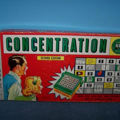 LOT 160 GREAT VINTAGE GAMES--JAN MURRAY & CONCENTRATION
