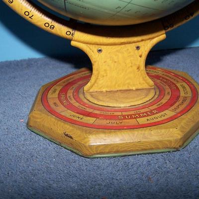 LOT 165 FAB TIN LITHO SCHOLASTIC SCHOOL GLOBE 1930/31