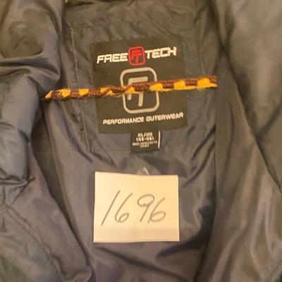 Free Tech XL Coat