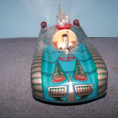 LOT 167 FAB COLLECTABLE TIN LITHO BLUE SPACE ROCKET TOY CAR