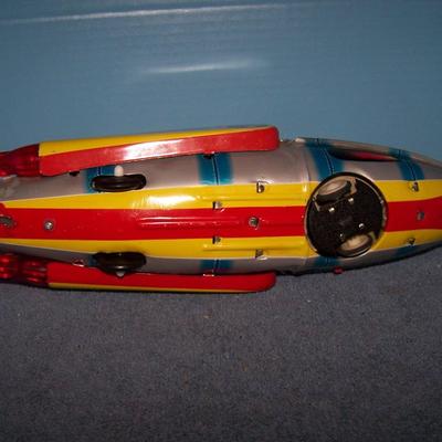 LOT 169 WONDERFUL COLLECTABLE TIN LITHO TELEVIBOAT SPACE ROCKET TOY