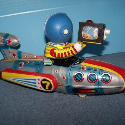 LOT 169 WONDERFUL COLLECTABLE TIN LITHO TELEVIBOAT SPACE ROCKET TOY