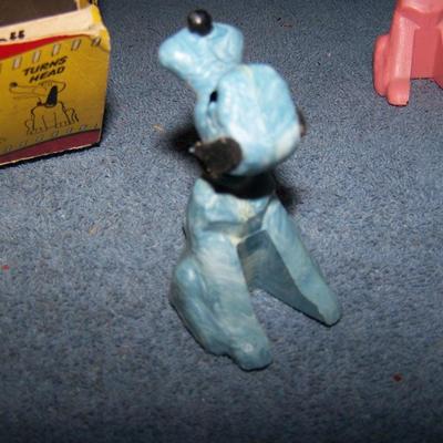 LOT 170 VINTAGE 18 FIDO/PLUTO DOG & RING MAGNETIC TOYS