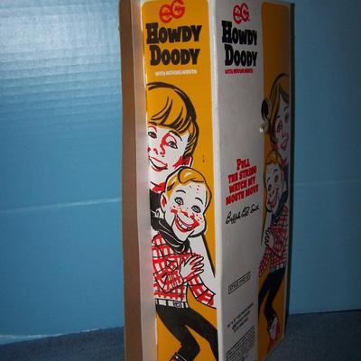 LOT 174 COLLECTABLE GOLDBERGER HOWDY DOODY VENTRILOQUIST DOLL