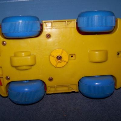 LOT 177 WONDERFUL 1973 KOHNER DISNEY MICKEY MOUSE CAR PULL TOY